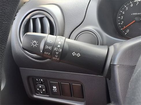 Used 2017 Mitsubishi Mirage ES image 28