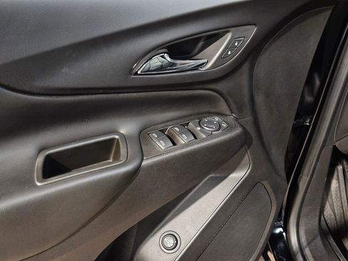 Used 2022 Chevrolet Equinox LT FWD image 21