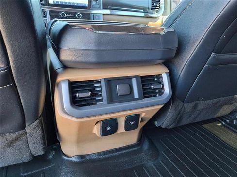 Used 2022 Ford F150 Lariat w/ Equipment Group 501A Mid AWD/4WD image 15