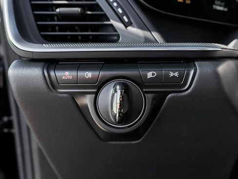 Used 2024 Porsche 911 Turbo image 39