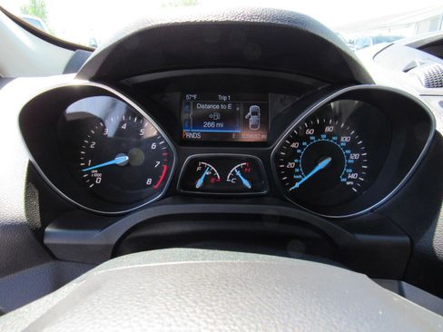 Used 2016 Ford Escape SE w/ SE Cold Weather Package AWD/4WD image 21