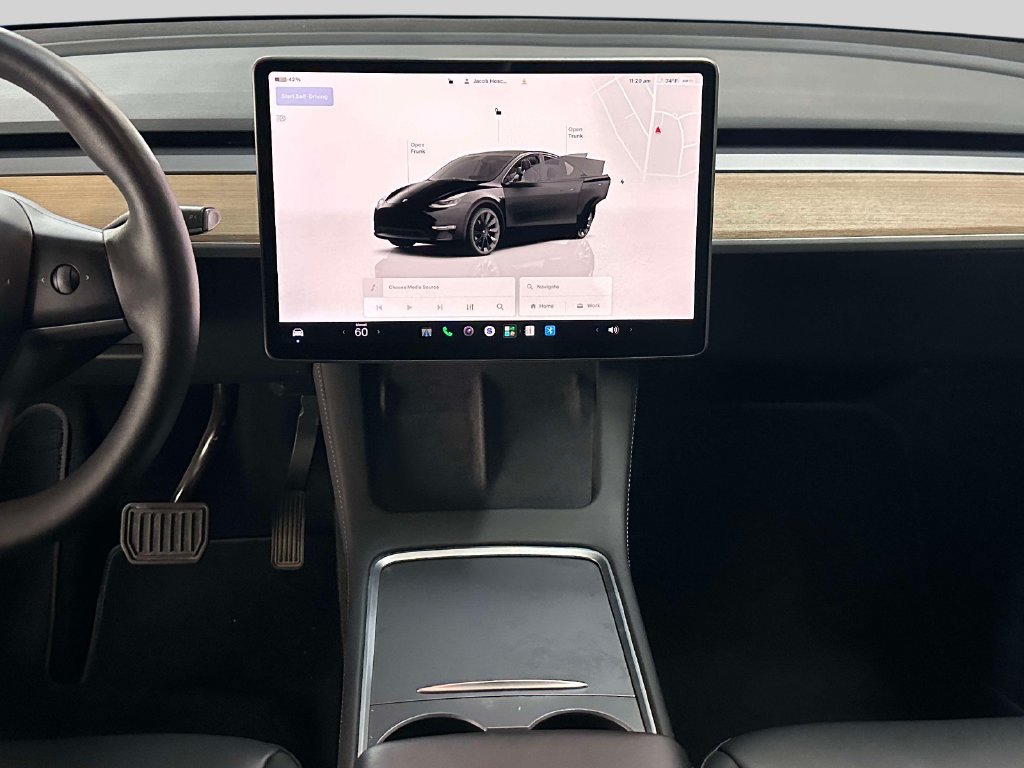 Used 2023 Tesla Model Y Long Range AWD/4WD image 29