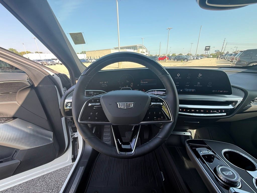 Certified 2024 Cadillac Lyriq Sport AWD/4WD image 19