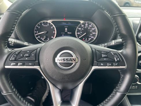 Certified 2022 Nissan Sentra SV FWD image 53