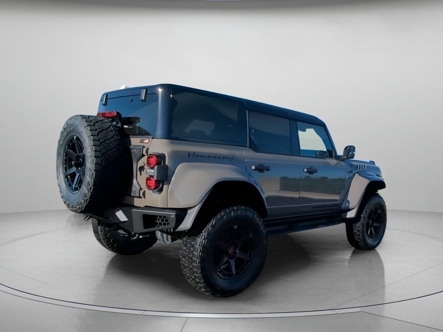 New 2026 Ford Bronco Raptor w/ Interior Carbon Fiber Pack AWD/4WD image 31