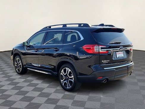 Used 2023 Subaru Ascent Limited w/ Technology Package image 4