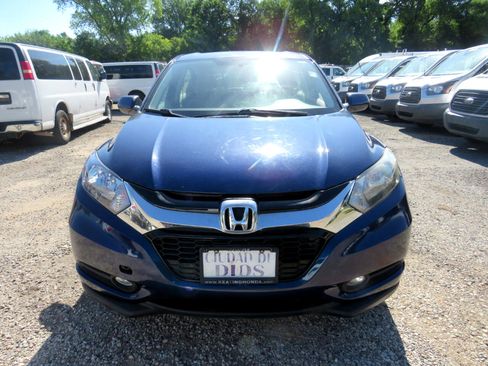 Used 2017 Honda HR-V LX image 24