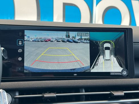 New 2025 Hyundai Tucson Limited image 19