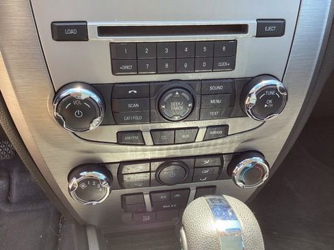 Used 2012 Ford Fusion SE FWD image 25