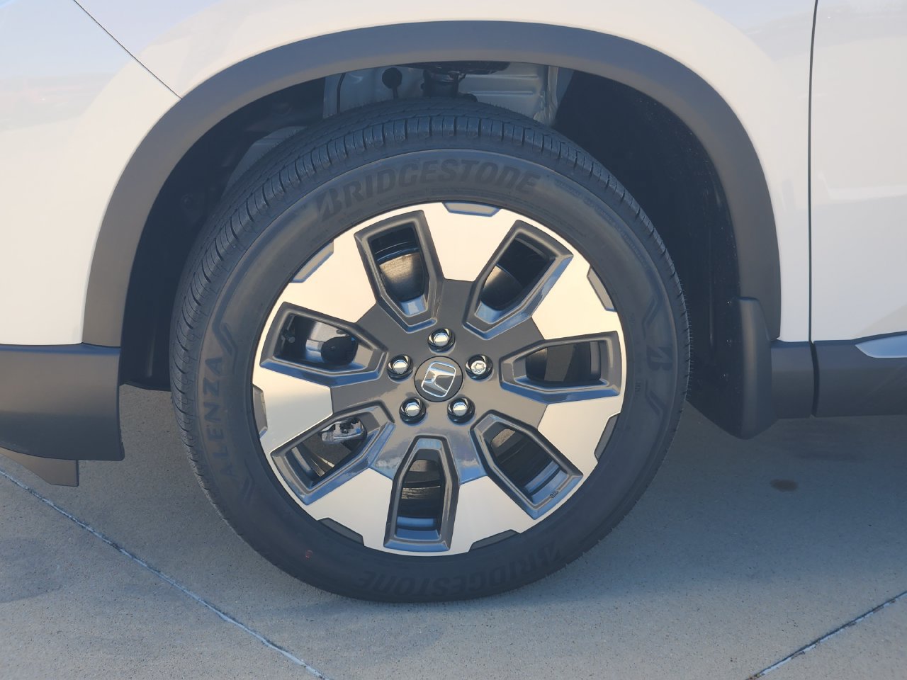 New 2026 Honda Pilot Elite image 8