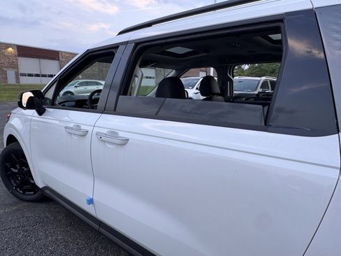 New 2026 Kia Carnival SX Prestige image 26