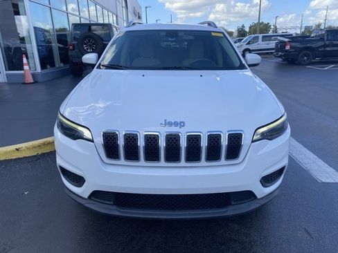Used 2020 Jeep Cherokee Latitude image 3