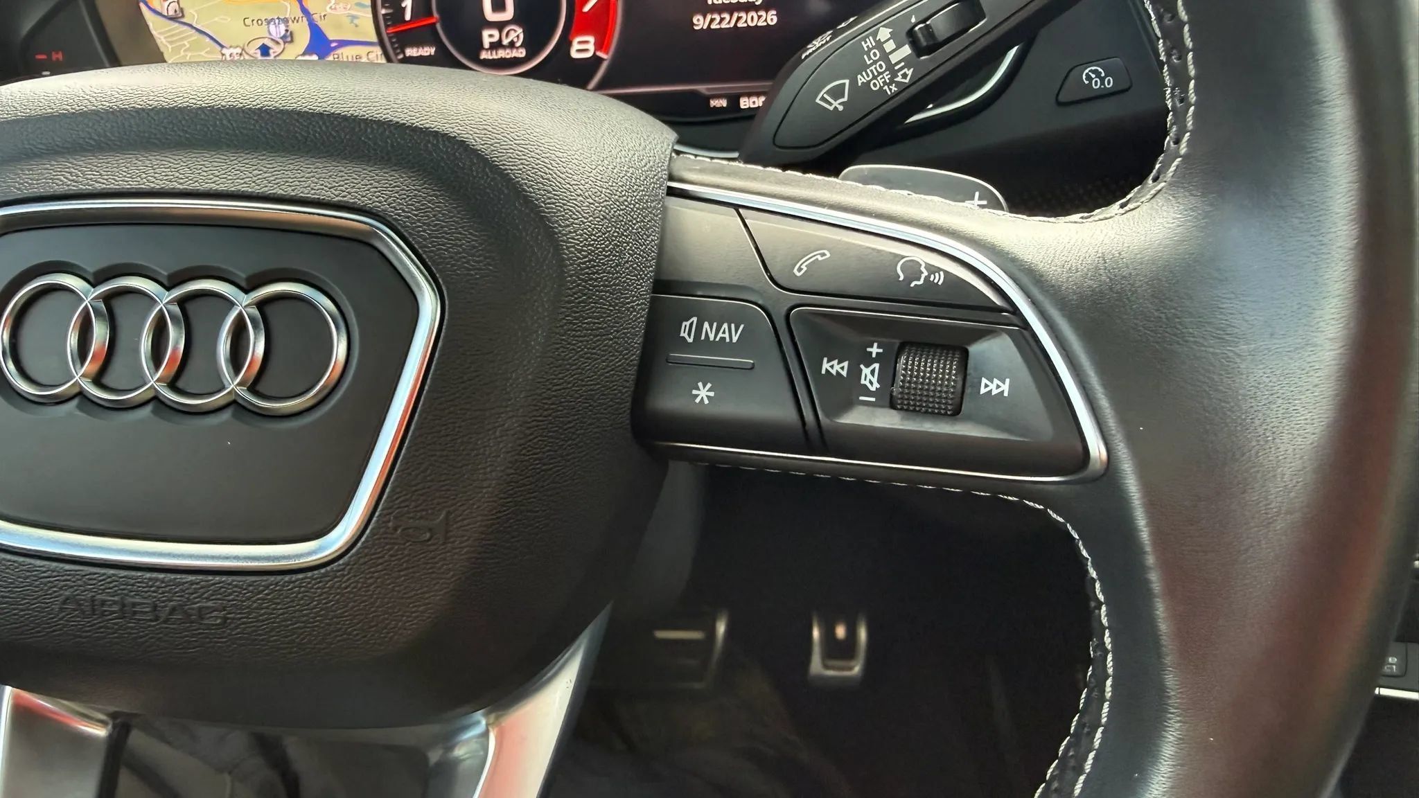 Used 2020 Audi SQ5 Premium Plus AWD/4WD image 23