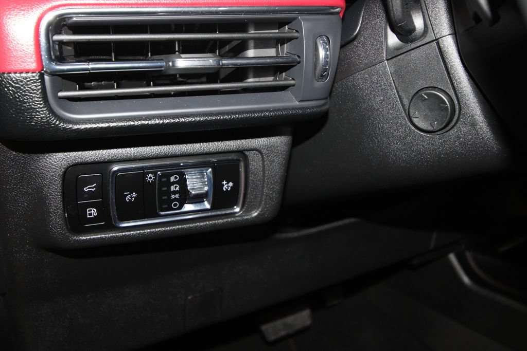 Used 2024 Lincoln Corsair Grand Touring w/ Equipment Group 301A AWD/4WD image 10