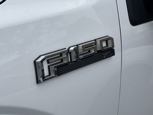 Used 2019 Ford F150 XL w/ Equipment Group 101A Mid RWD image 3