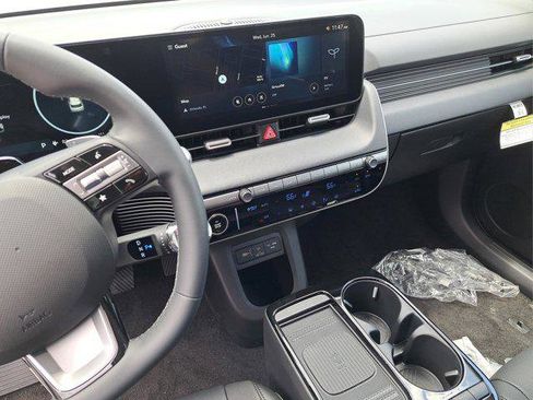 New 2025 Hyundai Ioniq 5 SEL image 19