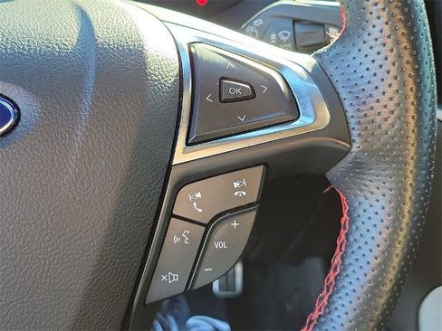 Certified 2020 Ford Edge ST-Line image 26