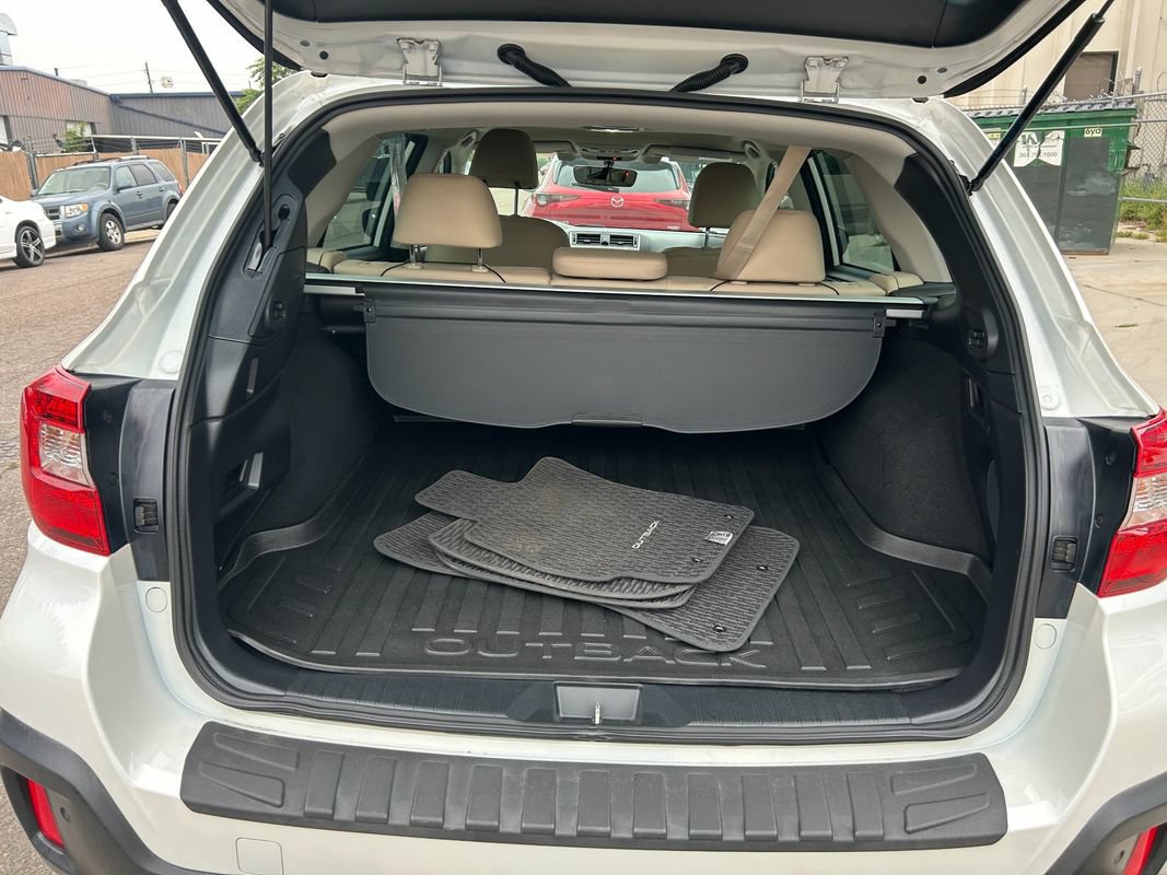 Used 2019 Subaru Outback 2.5i Limited AWD/4WD image 21