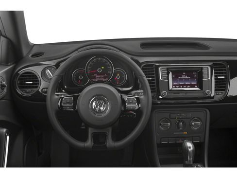 Used 2017 Volkswagen Beetle 1.8T Classic FWD image 4
