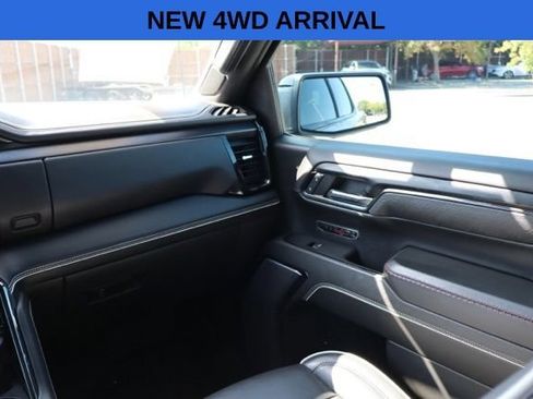 Used 2024 GMC Sierra 1500 AT4X AWD/4WD image 7