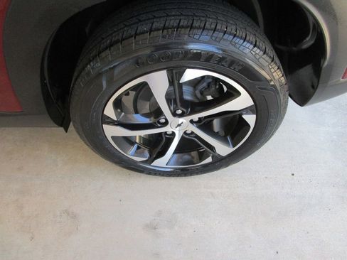 Used 2024 Chevrolet Trax RS w/ Driver Confidence Package FWD image 10