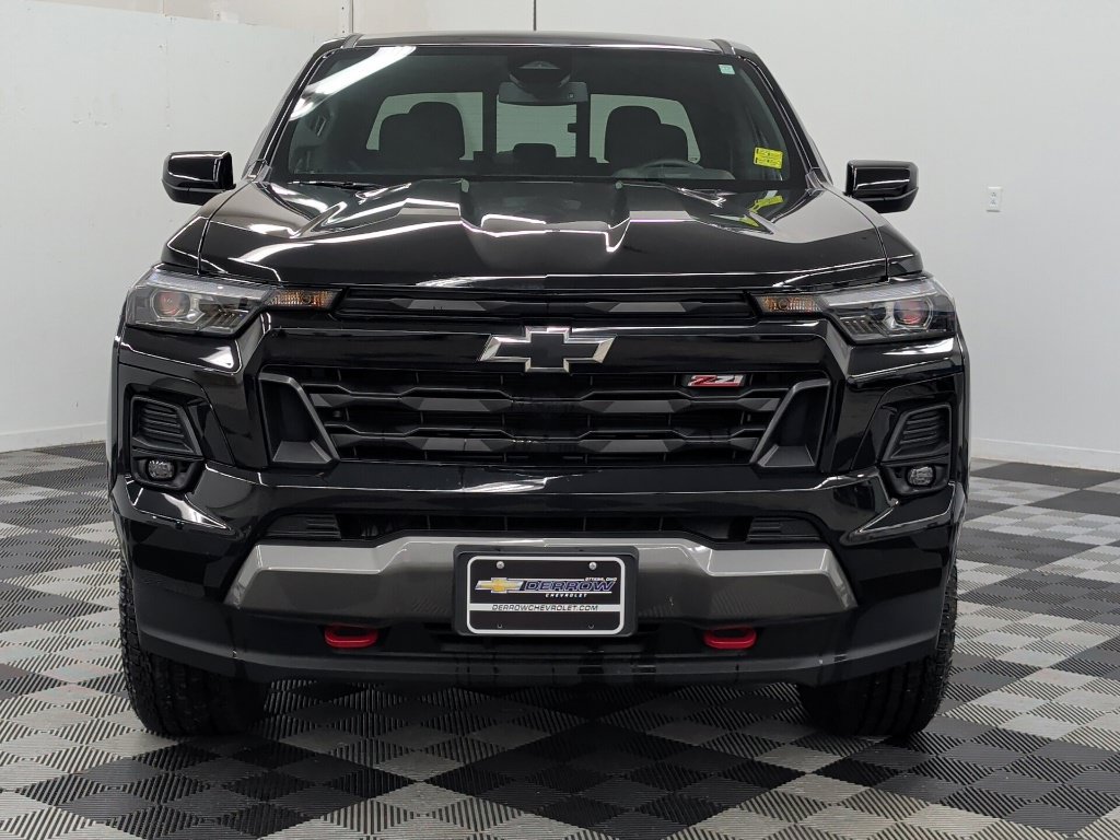 Used 2026 Chevrolet Colorado Z71 AWD/4WD image 2