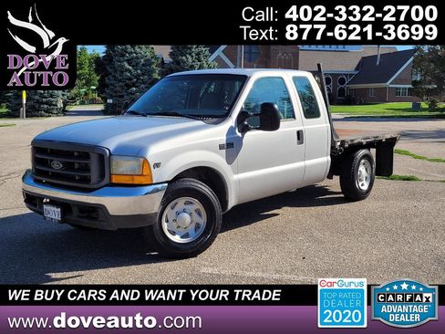 Used 2000 Ford F250 Lariat image 1