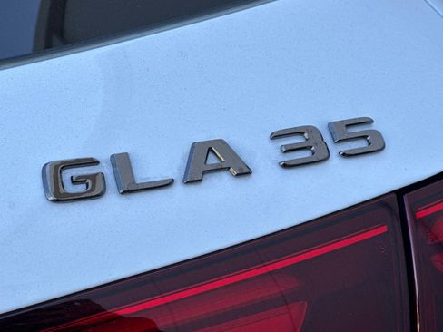New 2026 Mercedes-Benz GLA 35 AMG 4MATIC image 22