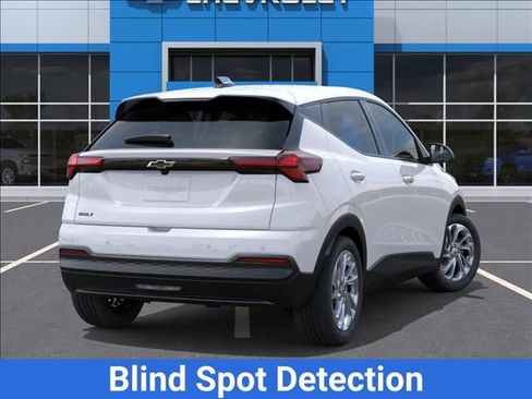 New 2027 Chevrolet Bolt LT FWD image 5