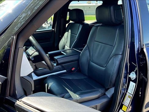 Used 2023 Toyota Tundra Platinum image 37