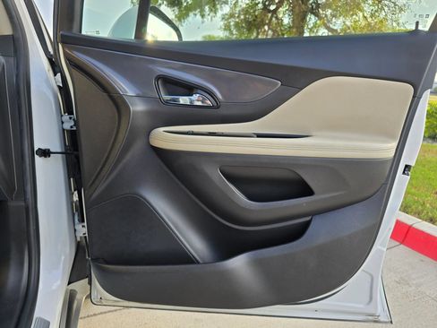 Used 2018 Buick Encore Preferred FWD image 17