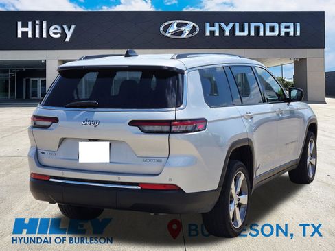 Used 2022 Jeep Grand Cherokee L Limited AWD/4WD image 4