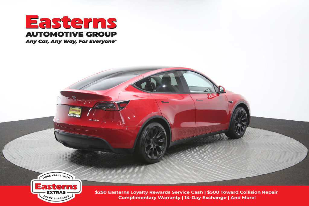 Used 2023 Tesla Model Y Long Range AWD/4WD image 39