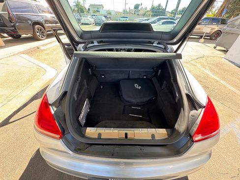 Used 2016 Porsche Panamera S image 17