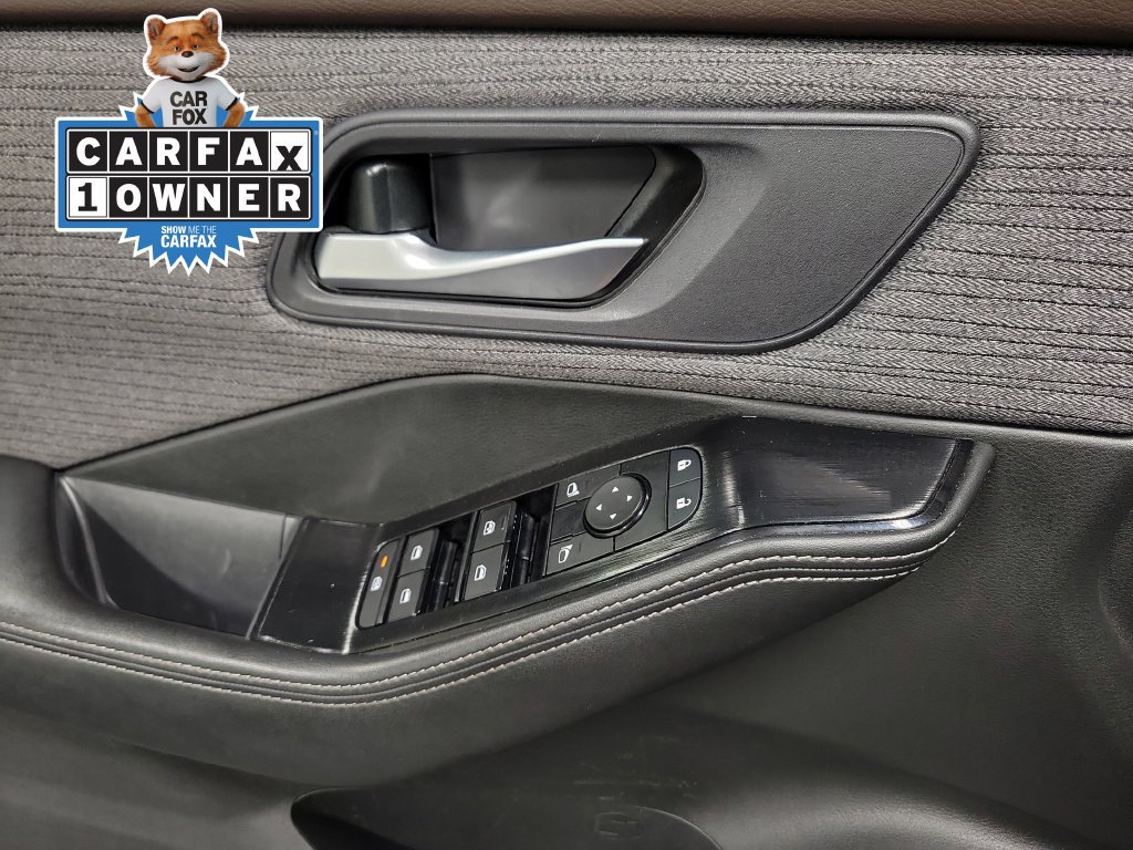 Used 2023 Nissan Rogue SV AWD/4WD image 28