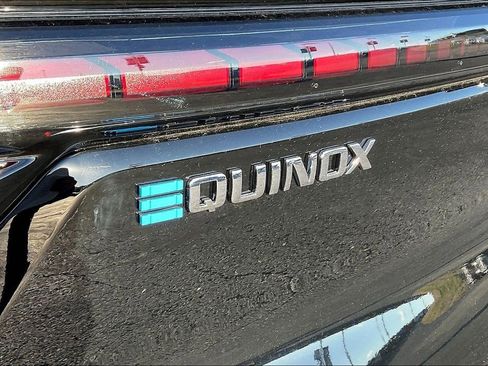 New 2026 Chevrolet Equinox EV LT image 10