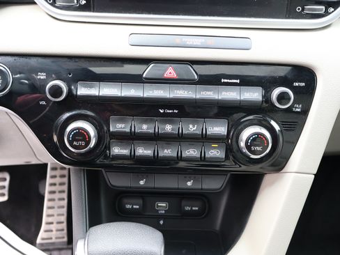 Used 2020 Kia Sportage S w/ S Premium Package AWD/4WD image 28