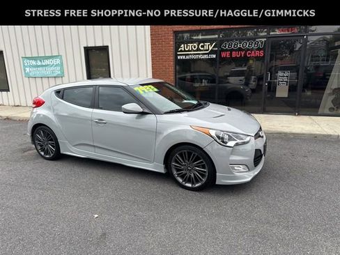 Used 2013 Hyundai Veloster RE:MIX Edition image 18