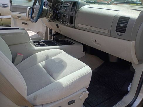 Used 2007 GMC Sierra 1500 SLE w/ SLE2 Preferred Package AWD/4WD image 15