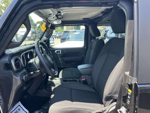 Used 2022 Jeep Wrangler Sport AWD/4WD image 13