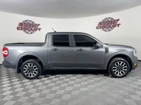 Used 2022 Ford Maverick Lariat FWD image 8