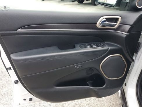 Used 2014 Jeep Grand Cherokee Summit w/ Trailer Tow Group IV image 22