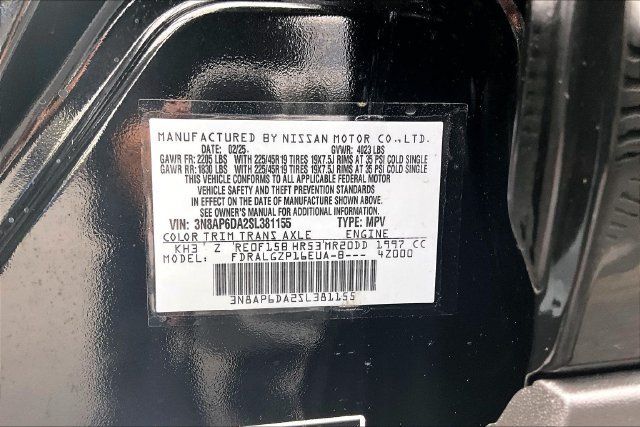 Certified 2025 Nissan Kicks SR FWD image 18