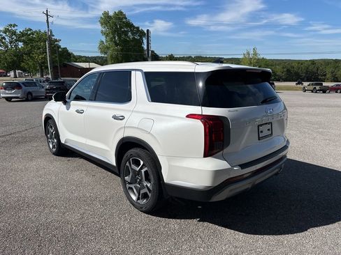 Used 2023 Hyundai Palisade SEL AWD/4WD image 5
