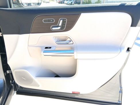 New 2026 Mercedes-Benz GLA 250 image 25