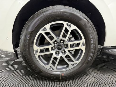 New 2025 Ford Expedition Max Active image 29