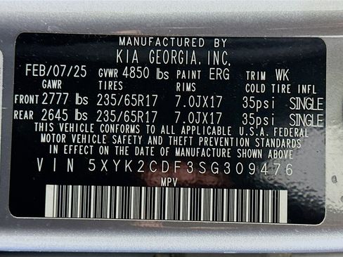 Used 2025 Kia Sportage LX image 12