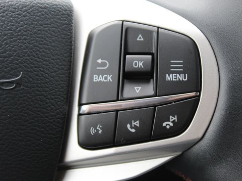 New 2026 Ford Explorer Active w/ Active Comfort Package AWD/4WD image 25