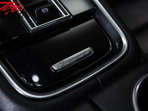Used 2020 Porsche Panamera 4S AWD/4WD image 38