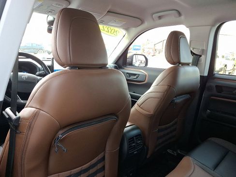 Certified 2022 Ford Bronco Sport Outer Banks w/ Tech Package image 12